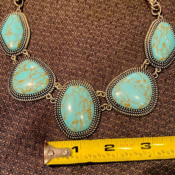 Turquoise! - Picture 3 of 7